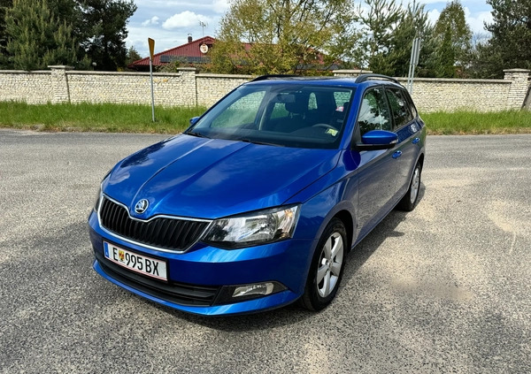 Skoda Fabia cena 29900 przebieg: 103000, rok produkcji 2017 z Świecie małe 407